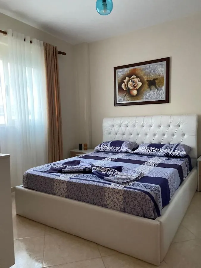 Rori'S Apartment Qerret Golem  Albania